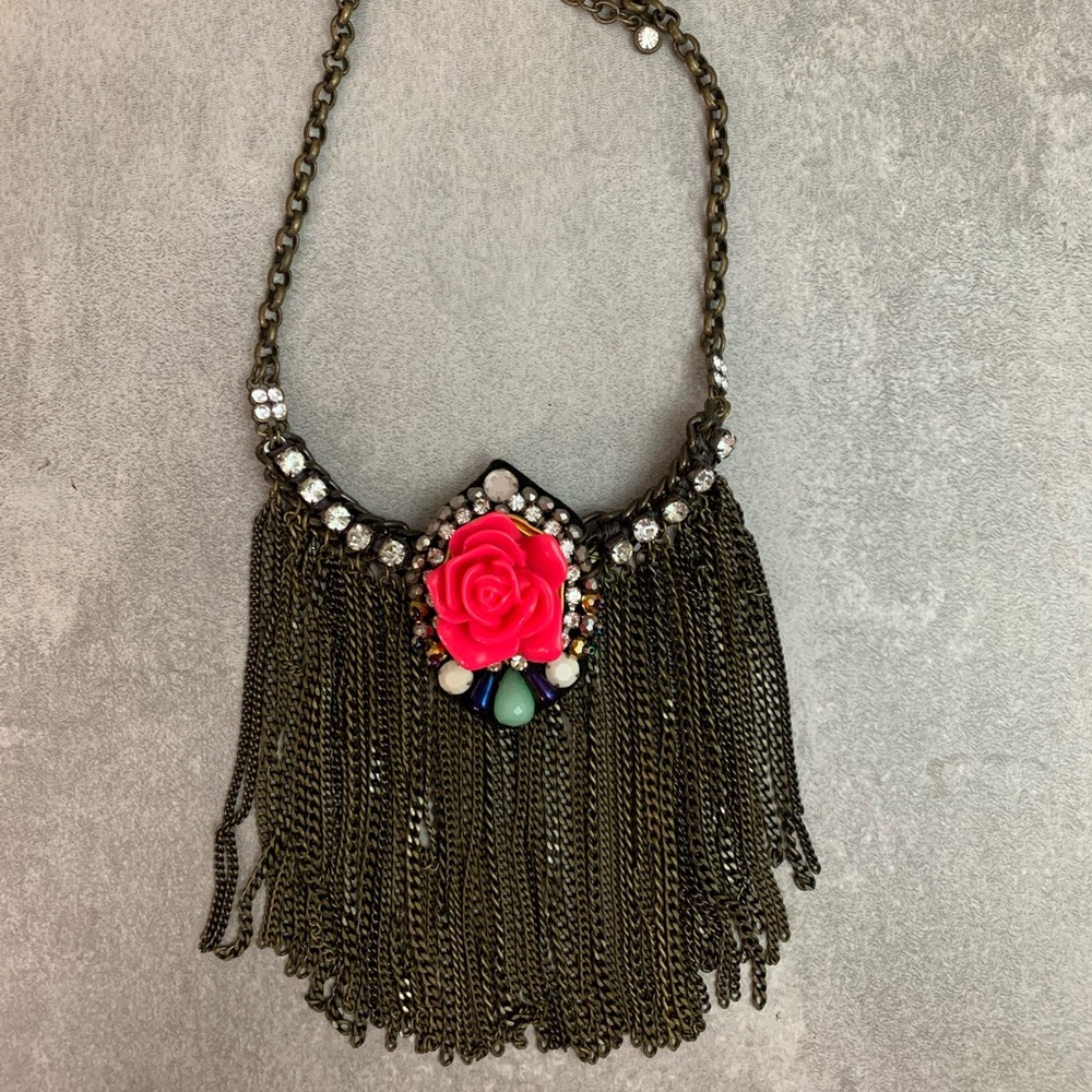 Statement necklace